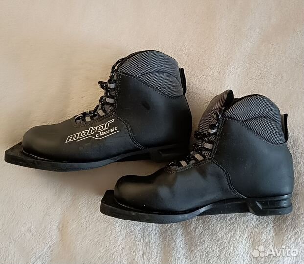 Лыжные ботинки motor classic