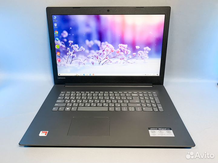 Ноутбук Lenovo 17 дюймов AMD/8Gb/SSD256Gb