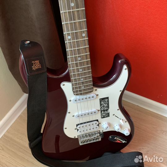 Электрогитара Ashtone ST-200 WR