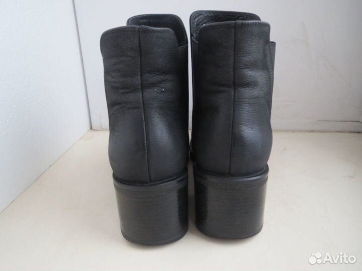 Полусапожки женскиедеми 39 размер