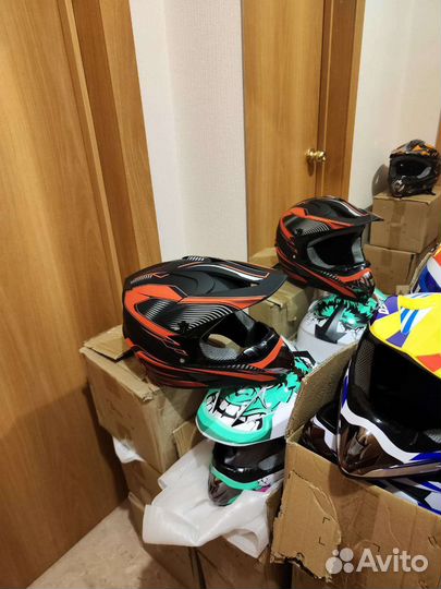Мотошлем новый +перчатки + очки