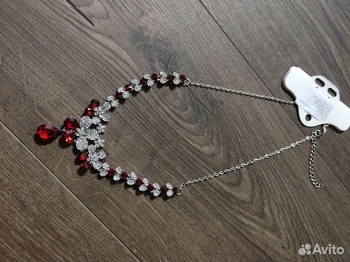 Колье ожерелье