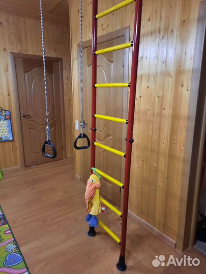 Детская шведская стенка