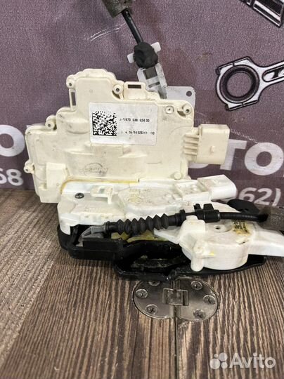 Замок двери Porsche panamera 970