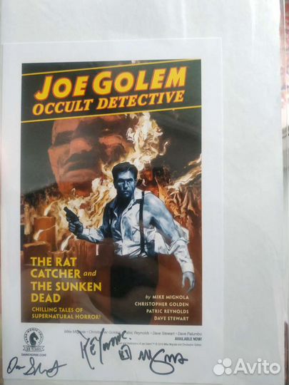 Автограф Миньола и создателей Джо Голем