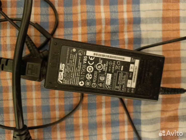 Блок питания зарядное оригинал 19v 3.42