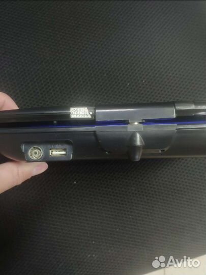 Портативный видеопроигрыватель