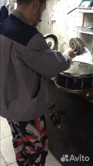 Ремонт музыкальных инструментов