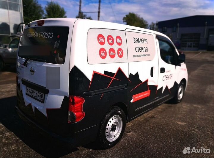 Стекло заднее на Caterpillar 428Е 2006 г