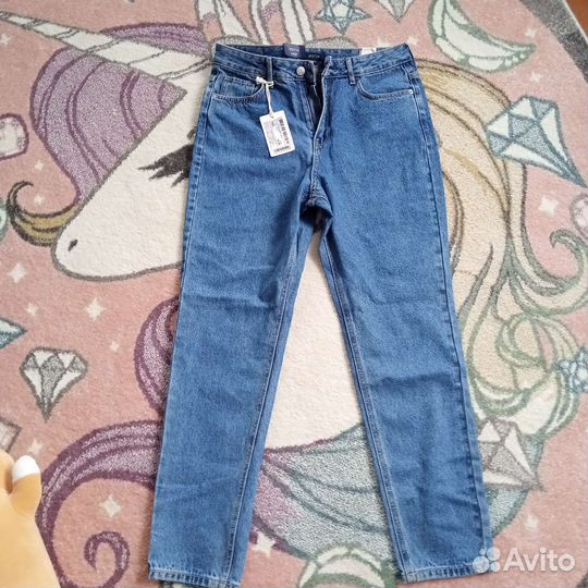 Джинсы новые