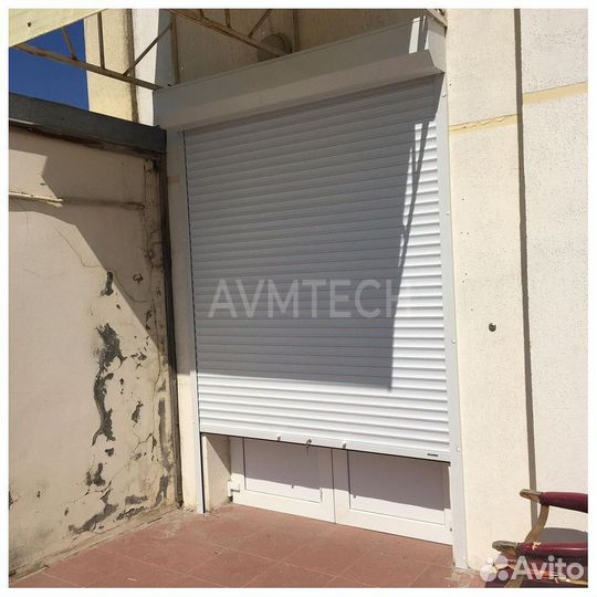 Рольставни на двери