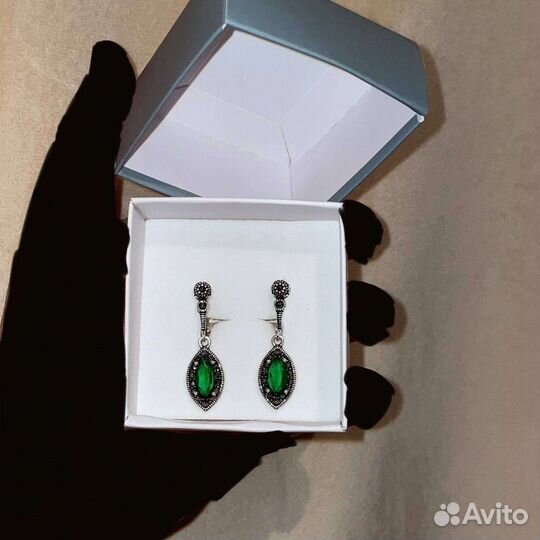Серьги серебро с изумрудом