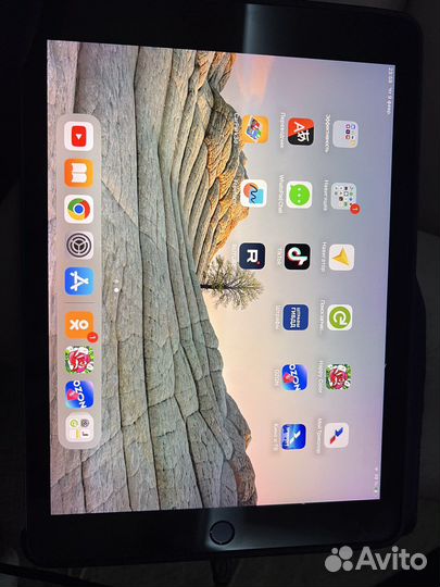 Продам iPad pro 9.7