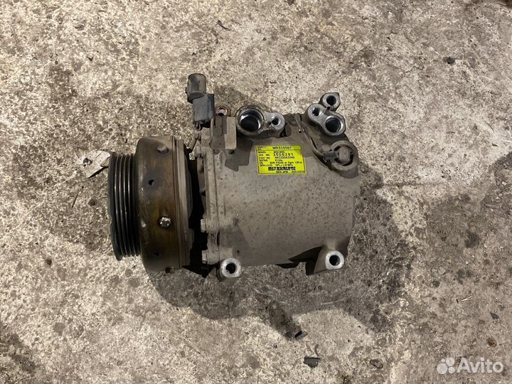Компрессор кондиционера mitsubishi galant 8