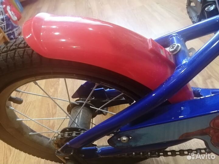 Детский велосипед 4-х колесный