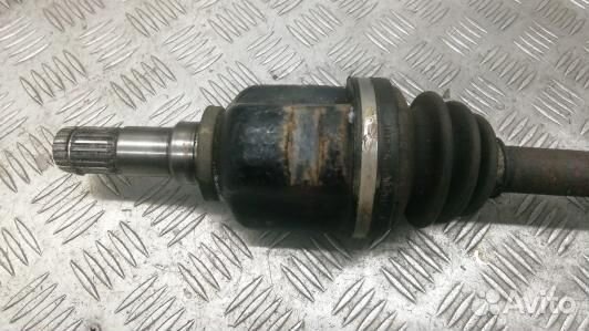 Привод передний левый toyota auris E150 (PBE06KS01