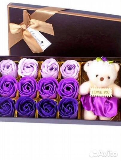 Мыльные розы с мишкой в коробке