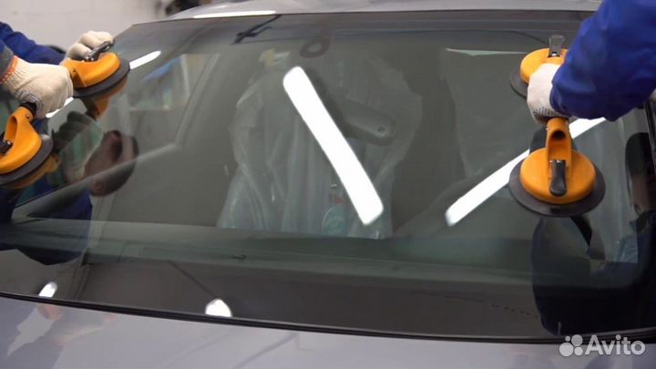 Лобовое стекло Volkswagen Polo