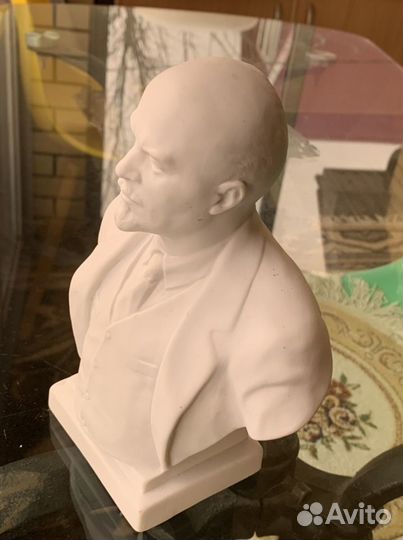 Статуэтка Ленин