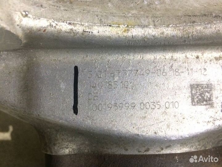 Кулак поворотный передний левый Bmw 5-Series F10