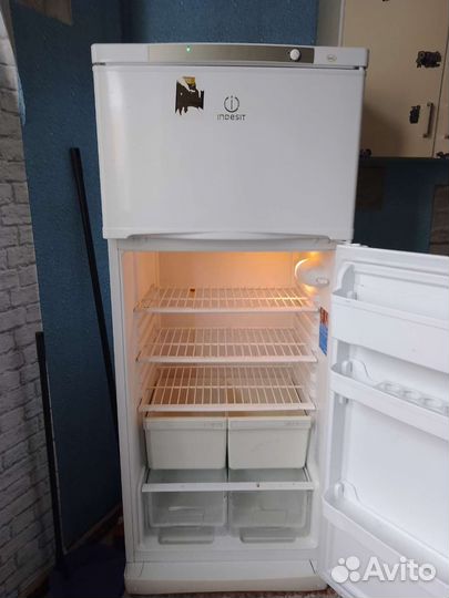 Холодильник бу