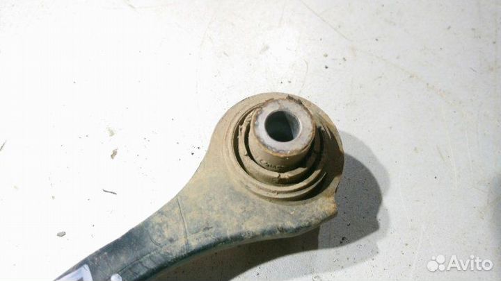 Рычаг поперечный задний правый Volkswagen Golf 5