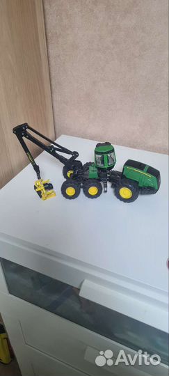 Металическая игрушка Харвестр
