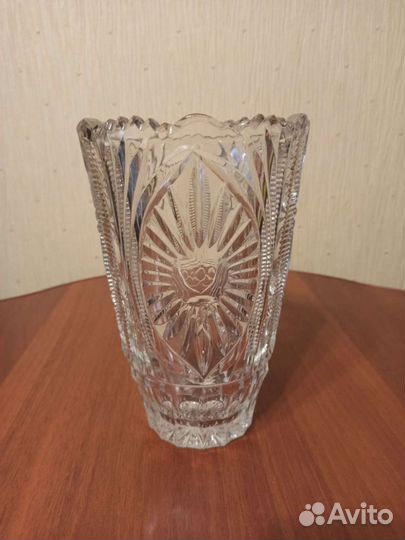 Ваза хрустальная СССР с символикой Олимпиады 1980г