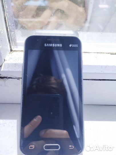 Телефон Samsung