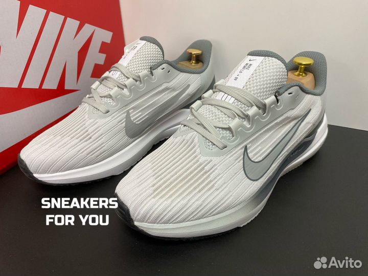 Кроссовки Nike air winflo 9