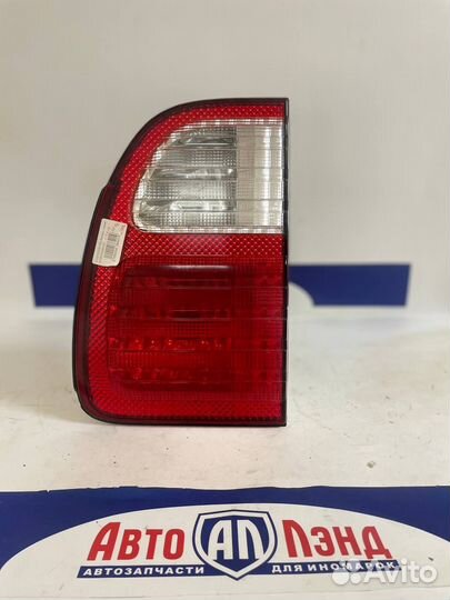 Фонарь задний правый Lexus LX 470