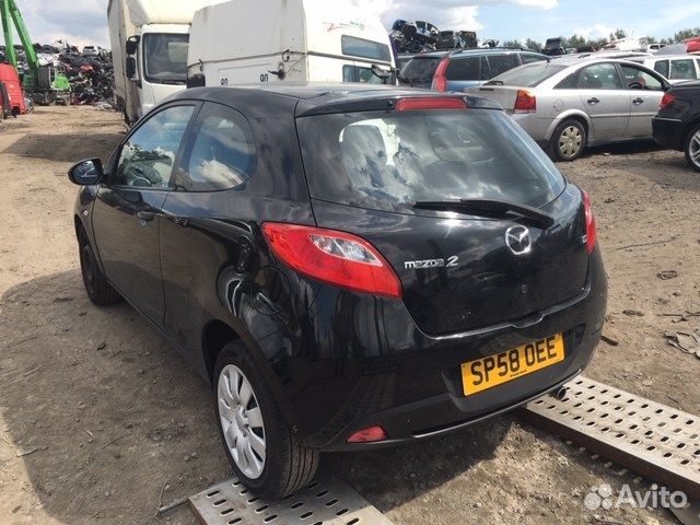 Разбор на запчасти Mazda 2
