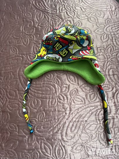 Шапка на завзках для новорожденного зимняя