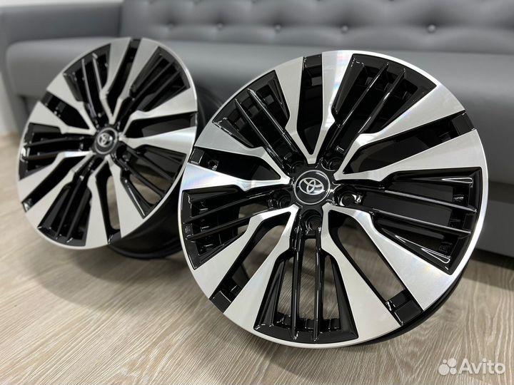 Реплика Alfard R18 5-114.3 для Toyota RAV4