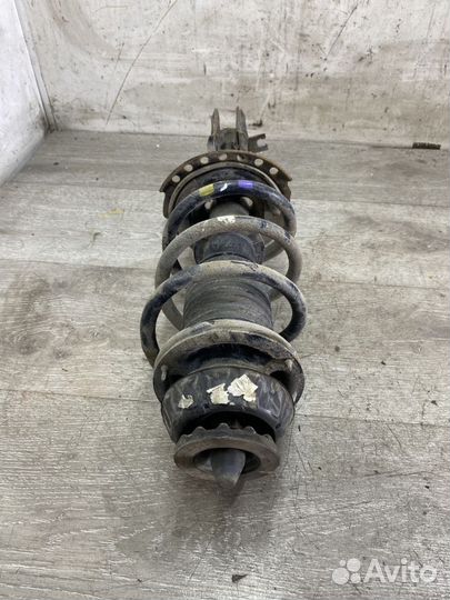 Амортизатор передний правый Kia Rio