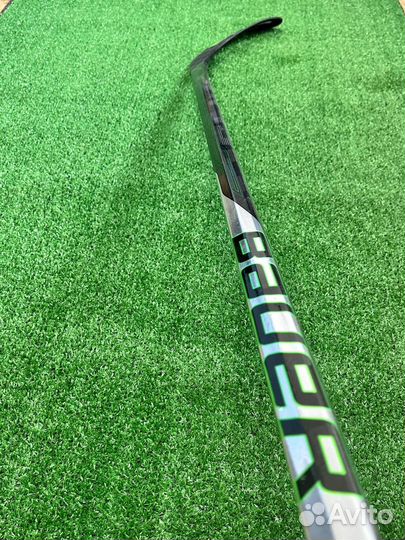 Клюшка хоккейная Bauer