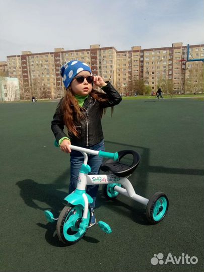 Трехколесный велосипед