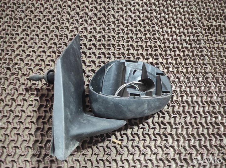 Зеркало заднего вида боковое левое пежо 107