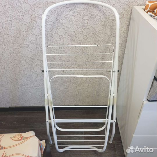 Подставка под ванну