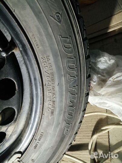 R16 Dunlop Graspic DS3 205/60, PCD 5x112 DIA 60