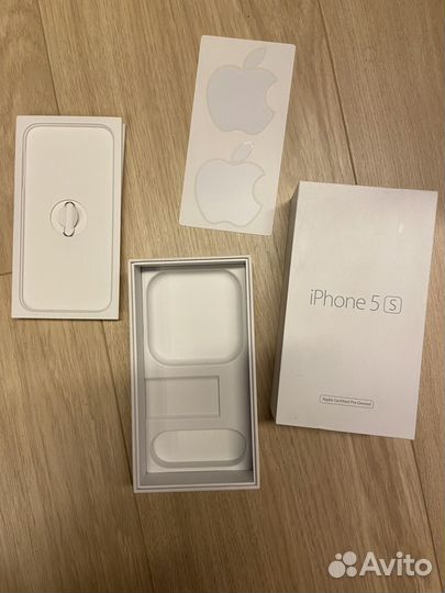 Коробка от iPhone 5s