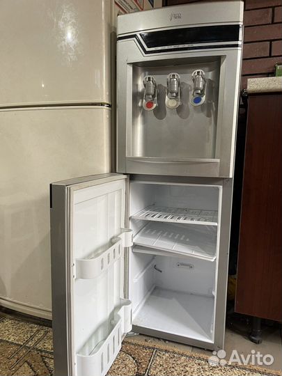 Кулер для воды ecotronic G5-lfpm с VFD монитором