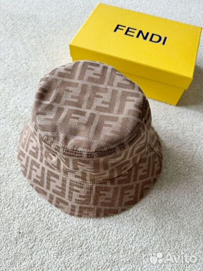 Панама fendi