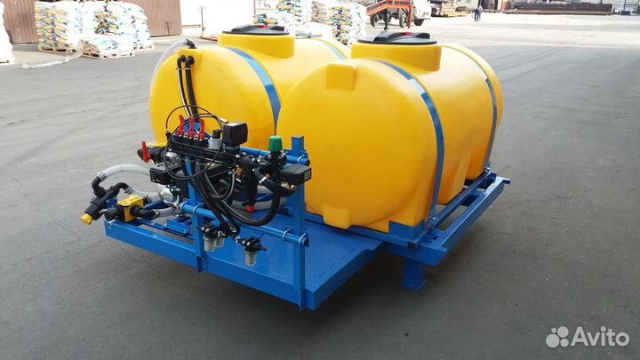 Разбрасыватель удобрений ХимАгроТех ПМ 2000-28, 2023