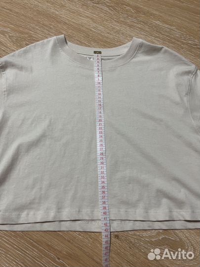 Футболка женская бежевая