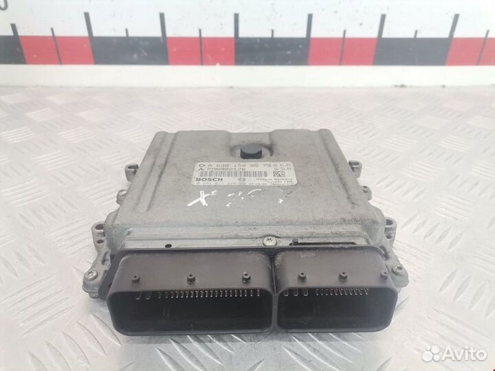 Блок управления двигателем Mitsubishi Colt