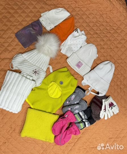 4 пакета одежды на девочку 104