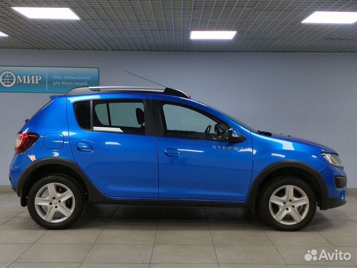 Renault Sandero Stepway 1.6 AT, 2016, 62 110 км