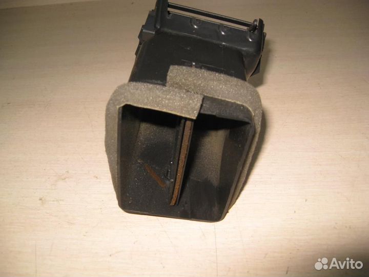 Дефлектор торпедо центральный Toyota Tundra 3urfe