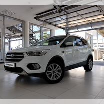 Ford Kuga 2.5 AT, 2018, 95 000 км, с пробегом, цена 1 947 000 руб.